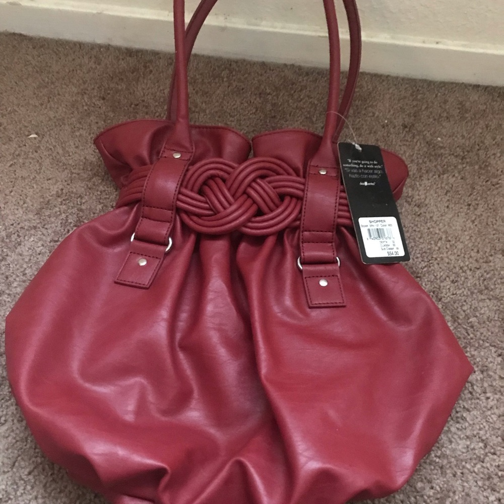 Daisy Fuentes Purse